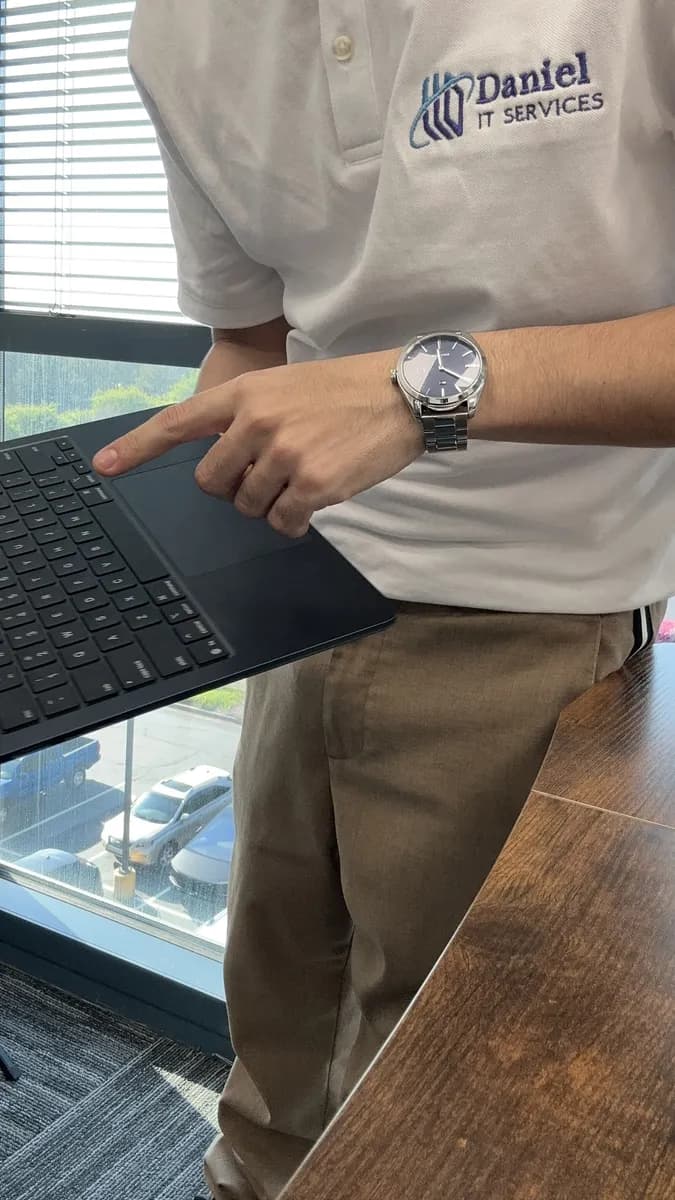 Daniel IT Services - Field Op 1